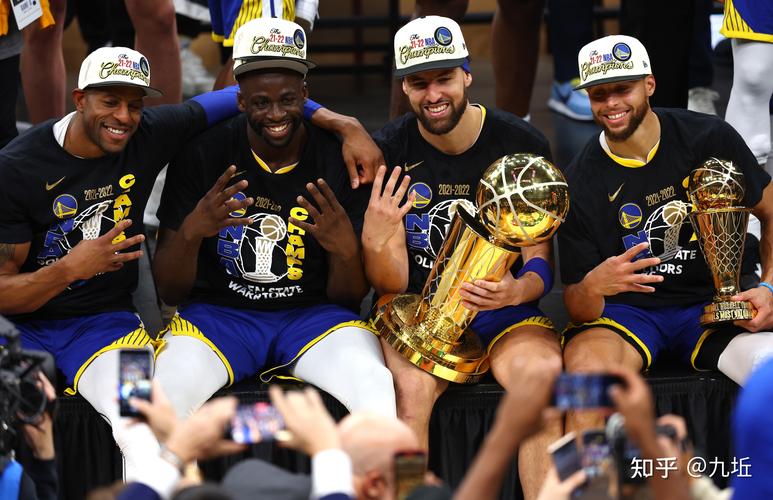 NBA勇士队为什么成绩正在下滑「水花兄弟散伙是哪一集」 股市新闻